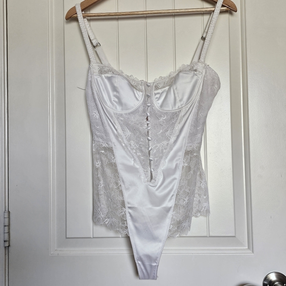 NWOT Intimately Free People White Lace Bodysuit